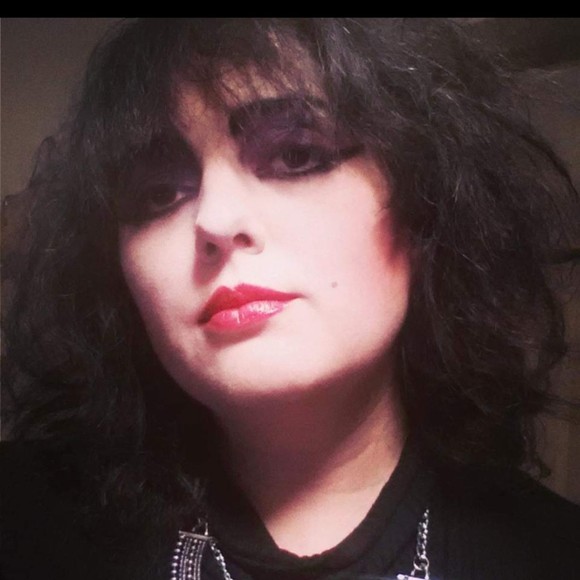 Meet your Posher, Posh - Picture 1 of 1